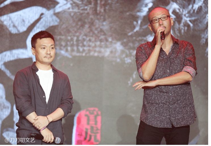 鬼吹灯要烂尾?原导演拍完《金刚川》进组靳东新剧,被扒早有退意
