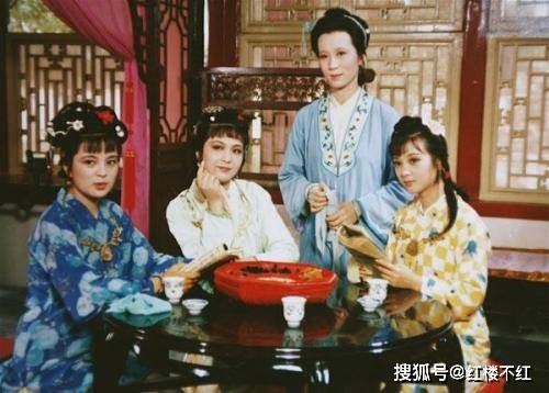 薛宝钗搬离大观园时,为何未经史湘云同意,就把她丢给李纨照顾?