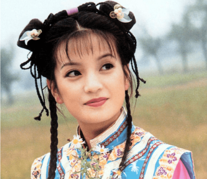 李菲儿《浪姐2》初舞台细节:唱赵薇的歌,cue明言明语!