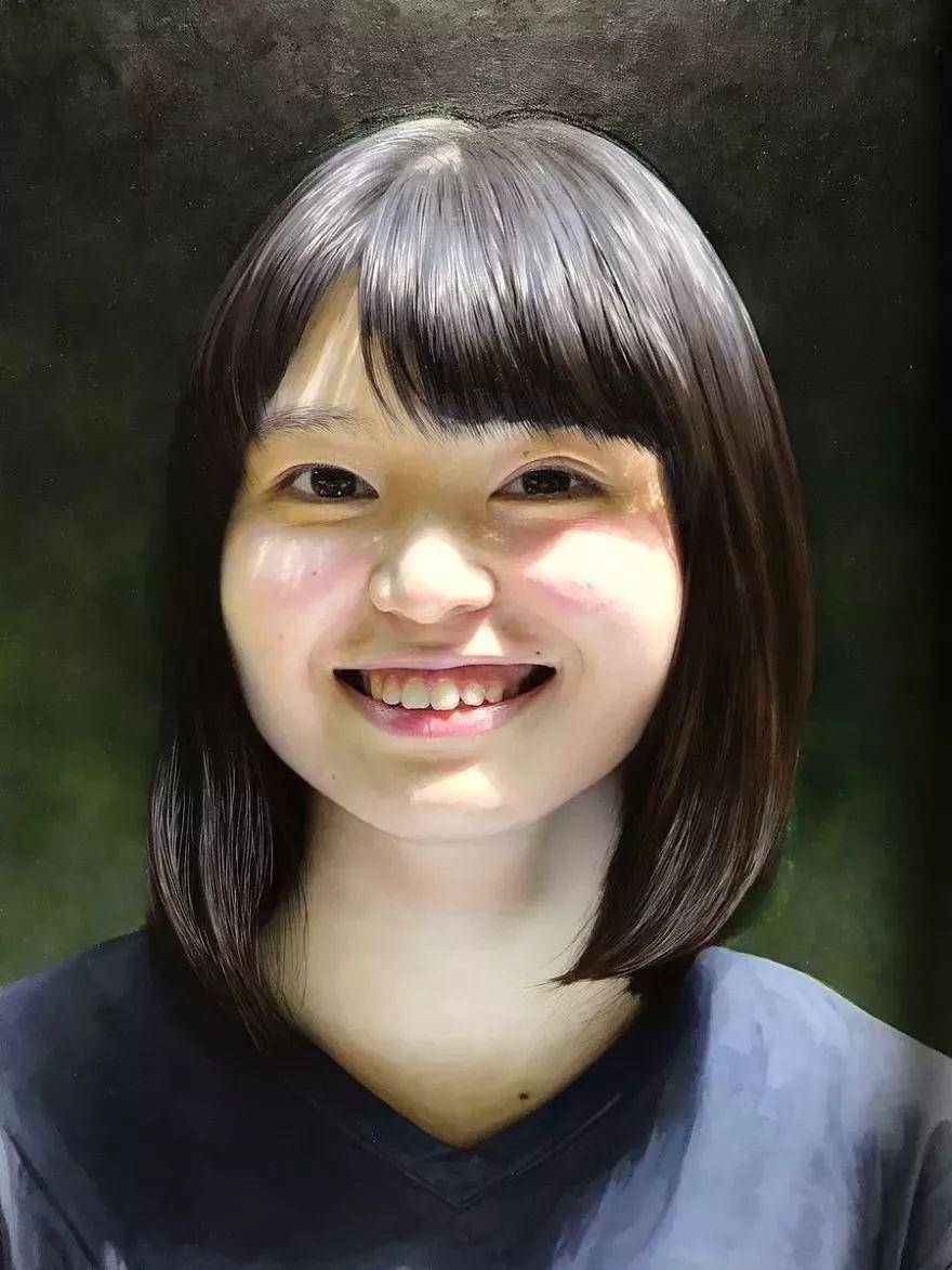 超现实主义:死磕15年,他笔下的少女图,逼真得无法想象