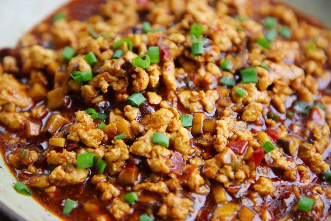 麻婆不光能做豆腐,做土豆泥也是一绝,看着就好吃~