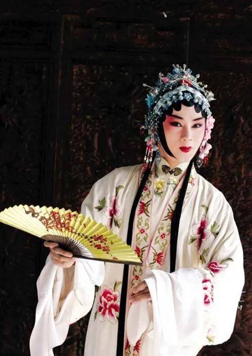 如果翻拍《霸王别姬》,谁能演好程蝶衣?尹正只是四位人选之一
