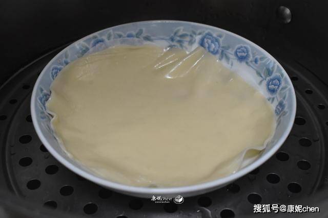 给孩子做这早餐,皮薄馅大香脆美味还营养,比肉包子馅饼简单好吃