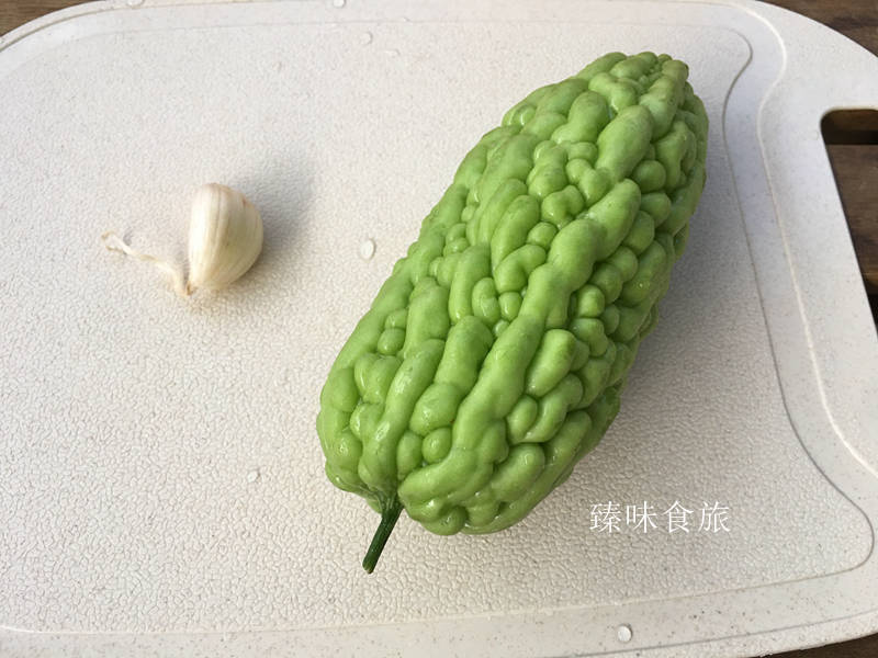 退休老两口晒晚餐,朋友:小日子太精致,酷暑天喝热汤都不用开火