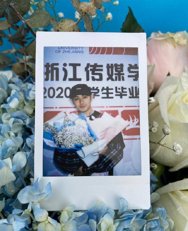 仝卓高天鹤被解约,周深郑云龙资源好,《声入人心》成员怎样了?