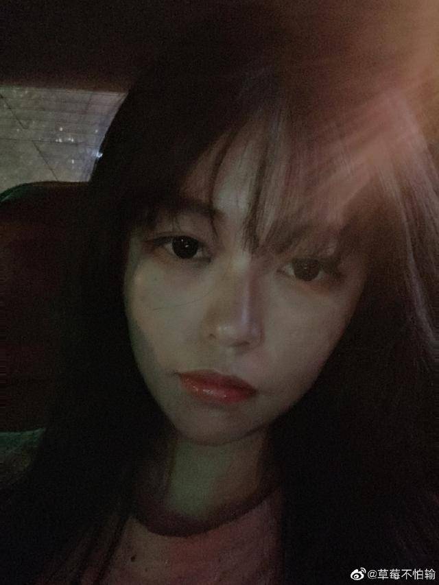 王者荣耀女主播被欺负哭,高端排位演员,合起伙来一起搞她