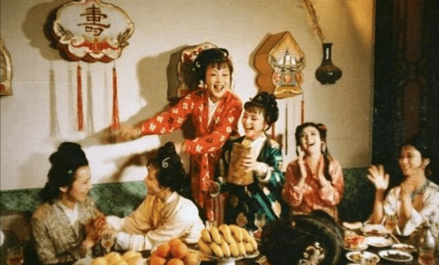 谢大脚和谢广坤打起来了!
