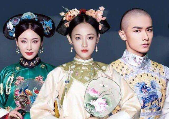 于正新剧部分镜头和《如懿传》一模一样,连群演姿势都是一样的!