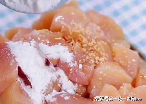 在家教你做鸡肉烤串,软嫩鲜香,简单营养,大人小孩都爱吃