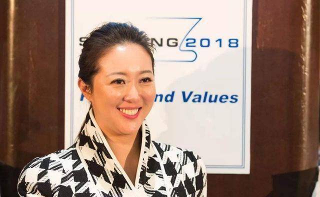 豪门女将不止何超琼!千金大小姐替弟征战商场,船王孙女有风范