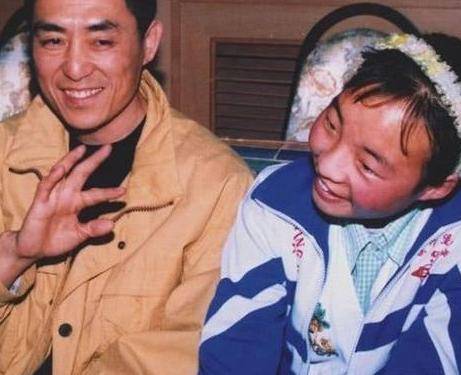 魏敏芝的人生被张艺谋改写,《一个都不能少》令她人生逆袭成导演