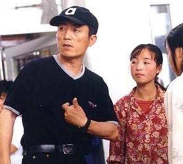 魏敏芝的人生被张艺谋改写,《一个都不能少》令她人生逆袭成导演