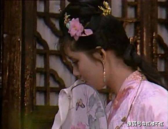 薛宝钗人品分析:滴翠亭栽赃嫁祸林黛玉,究竟誓静质意,还是无心?