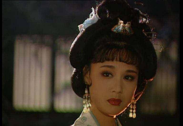 她是最美容妃,与导演同居27年不领证,今63岁因病去世膝下无子女