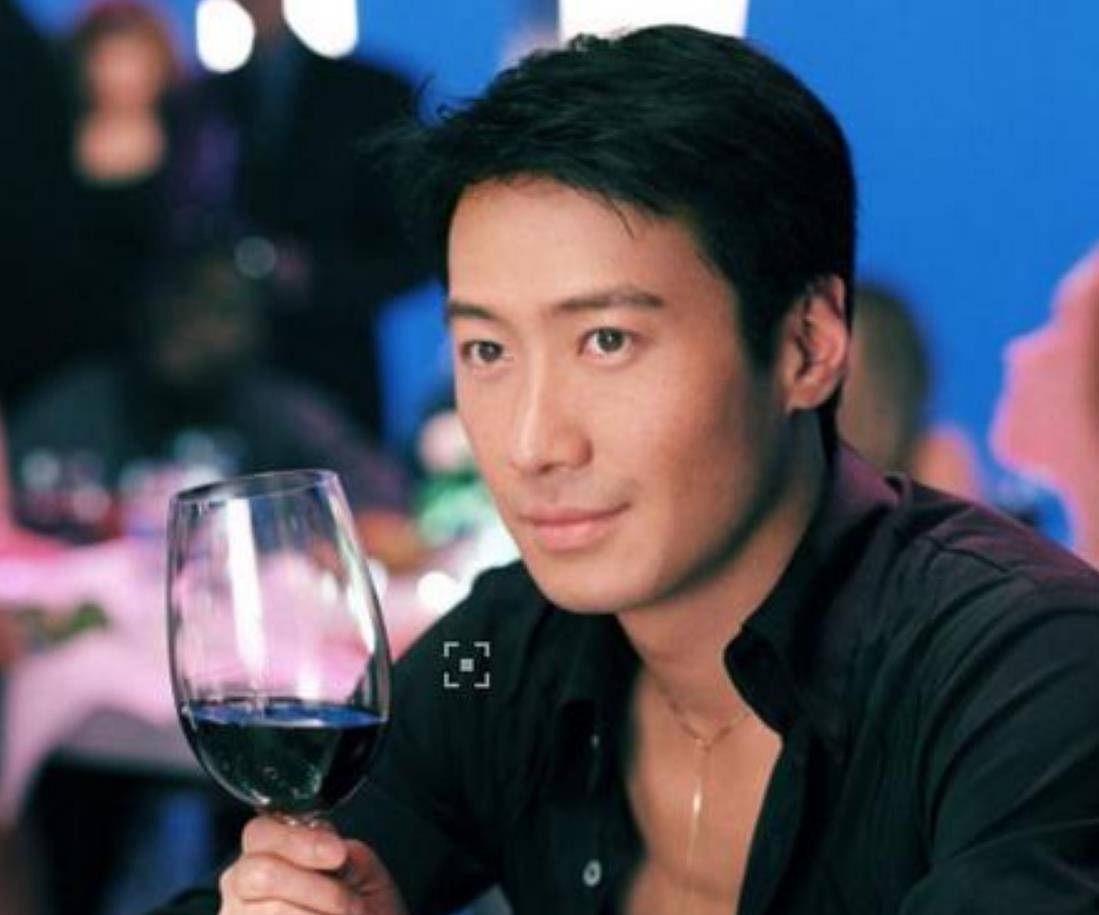 娶自己助理回家的四位男明星,全都把老婆宠上天,至今没有出现任何绯闻!