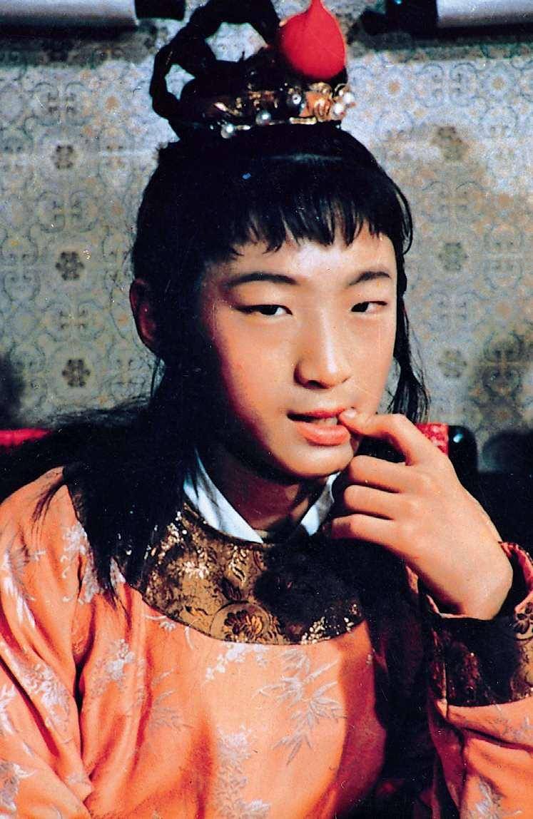 《红楼梦》中的贾府三少爷贾环何以可怜而又让人生厌?