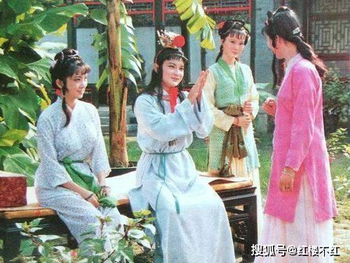 宝玉为何如此跋扈凶残?一脚踢得袭人吐血,对府中小厮凿牙穿腮
