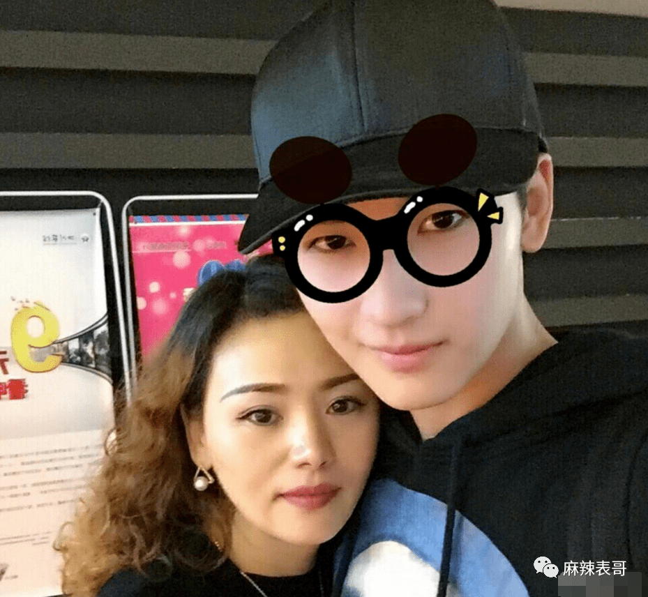 李雨桐2.0一出手,好一个奇葩的劈腿瓜