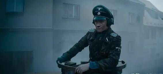 这部“国宝级神作”看得我热血沸腾,看来我们并不了解战斗民族