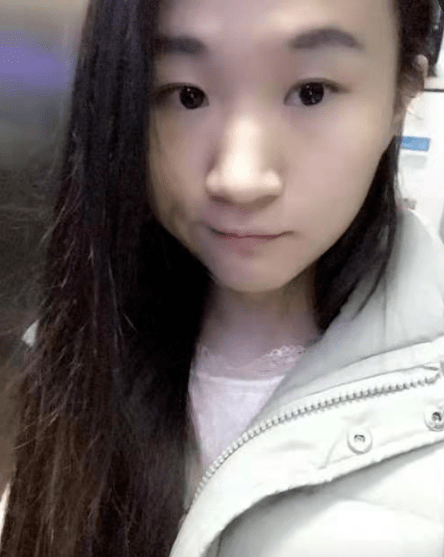 碰到爱的人会变美,看到梦嫂高中照片,网友:跟梦泪后变美了