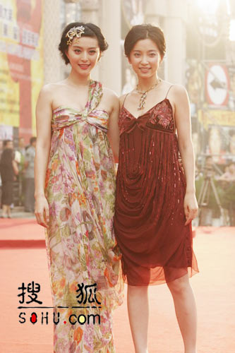 (转)明星出门难道就不用照镜子了?(看看这些可怜的明星)