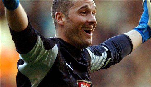 (03/18)英两大国门对话疯狂一刻 罗宾逊80米任意球破门