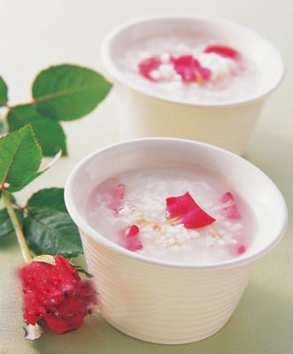 教你熬制七种美容养颜粥