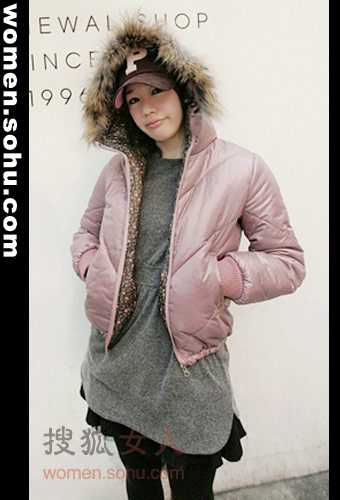 俏皮短款羽绒服 寒冬扮靓就选它