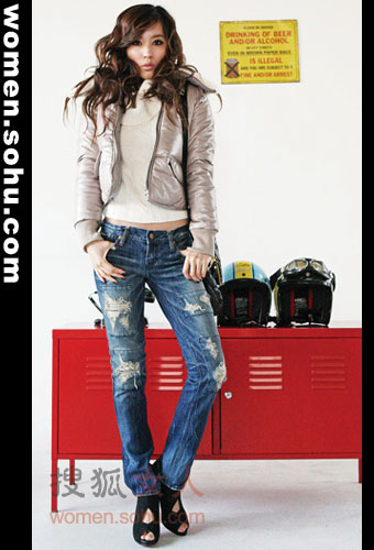 俏皮短款羽绒服 寒冬扮靓就选它