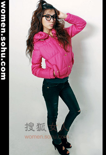 俏皮短款羽绒服 寒冬扮靓就选它