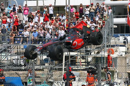 巴顿首获F1摩纳哥站冠军 法拉利终于登上领奖台