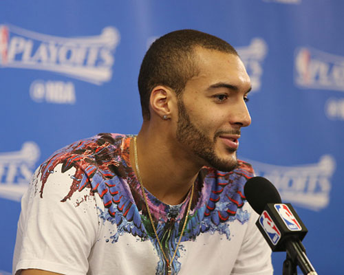 31日NBA:绿军旧将盼回联盟 铁闸鼓励白血病球迷