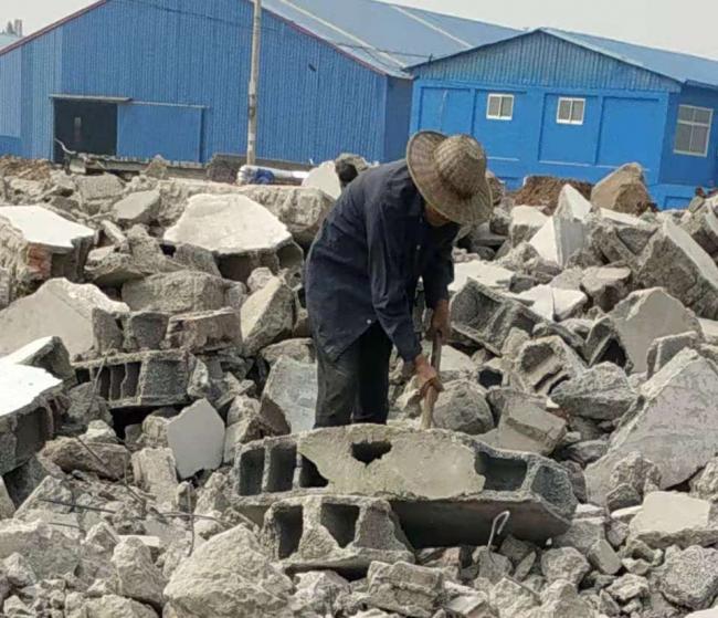 五律《雨》(新韵垂肩体)