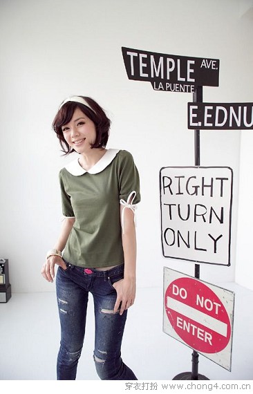 简单朴素便利贴女孩装扮