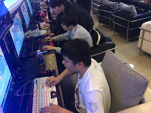 4V3怎么输 绝对值斩获长沙站冠军
