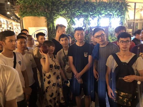 一轮游又怎样 OneStar山城首日全线胜利