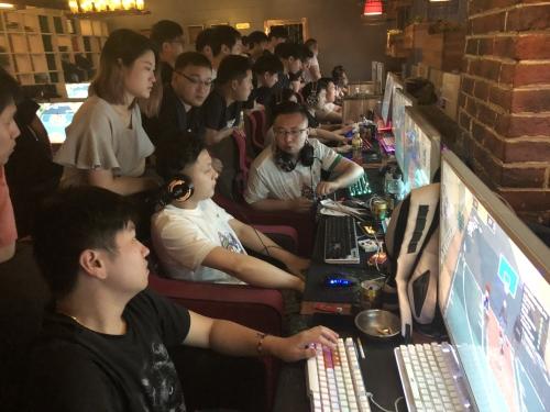 Goodbye亚军魔咒 Dream摇摆人全胜称霸