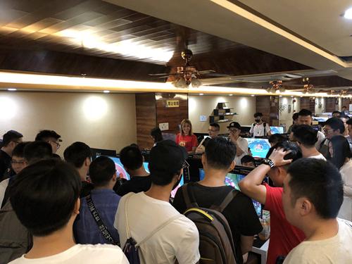 小高&别矫情挺进八强 豪强欲的静帚州之巅