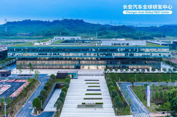 【花姿】【转】前大众集团全球设计负责人Klaus Zyciora 出任长安汽车副总裁