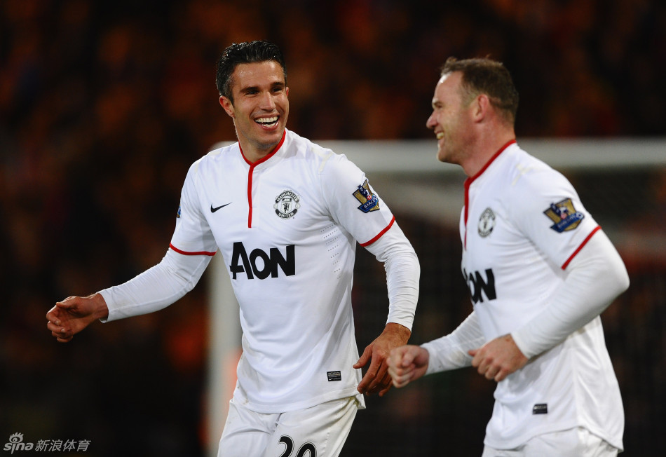 英超-范佩西鲁尼双双破门 曼联2-0客胜距前四8分