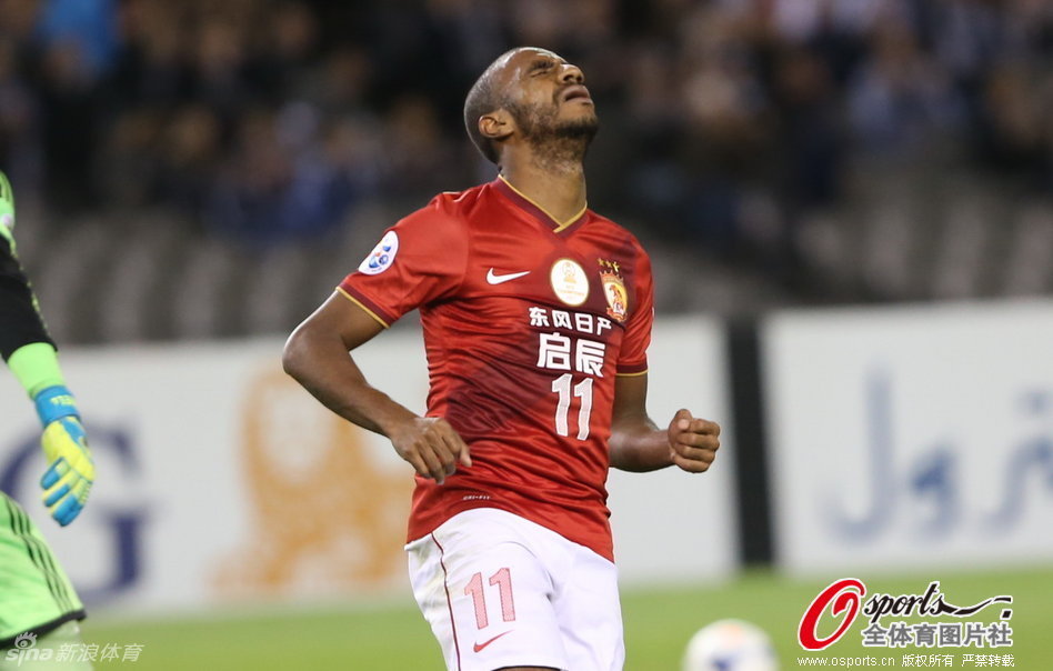 亚冠-恒大首尾丢球穆里奇连丢单刀 0-2客负墨尔本