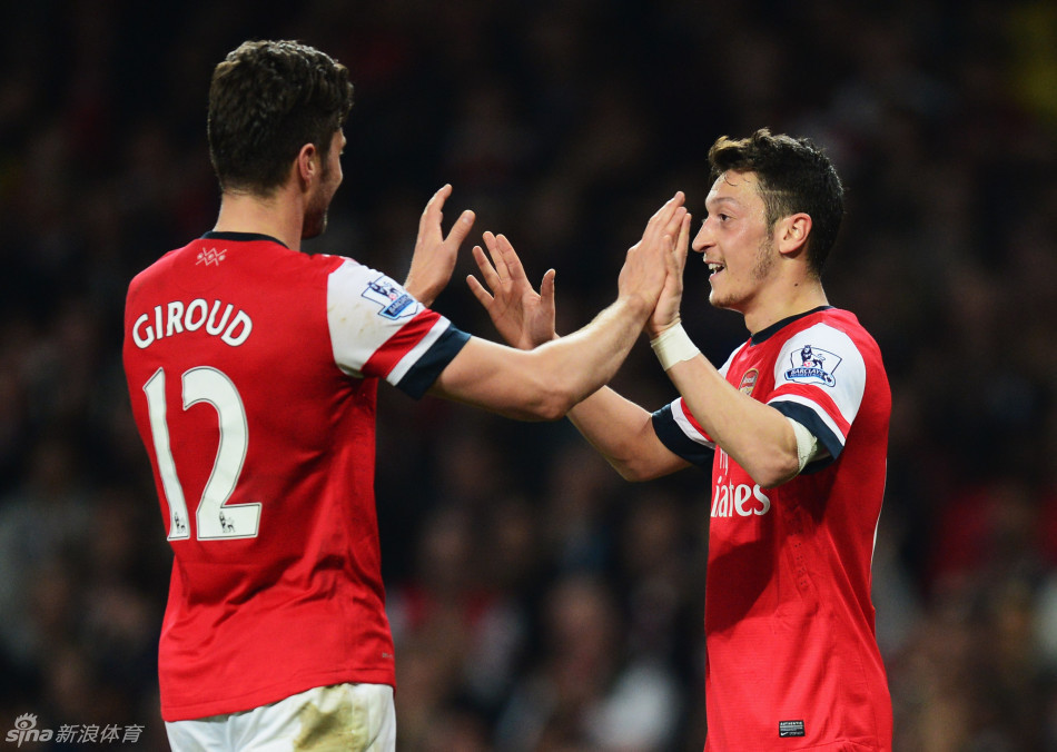英超-厄齐尔传射吉鲁进球 阿森纳3-0纽卡稳居前四