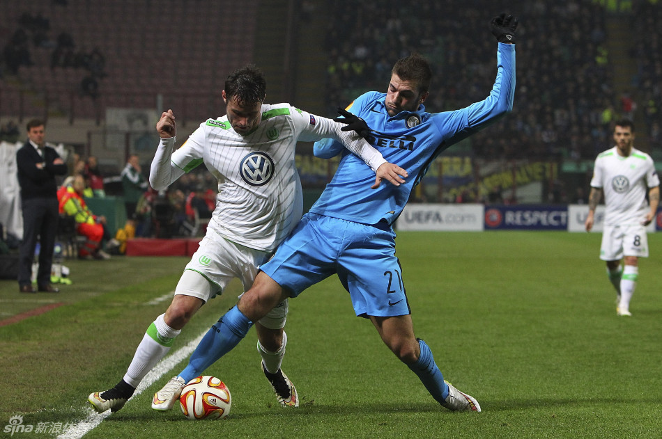 欧联杯-辫帅破门无力回天 国米1-2遭狼堡双杀