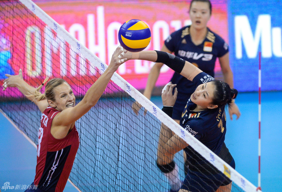 【E】大奖赛中国女排0-3美国 总决赛2胜3负第四名收官