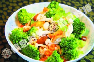 【已审】西兰花烩双菇