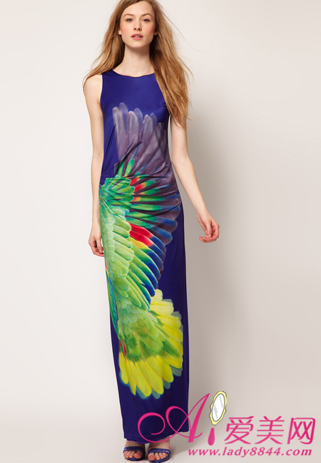 炎炎夏日穿什么 度假风长裙来救场,推荐盛夏养眼连衣裙