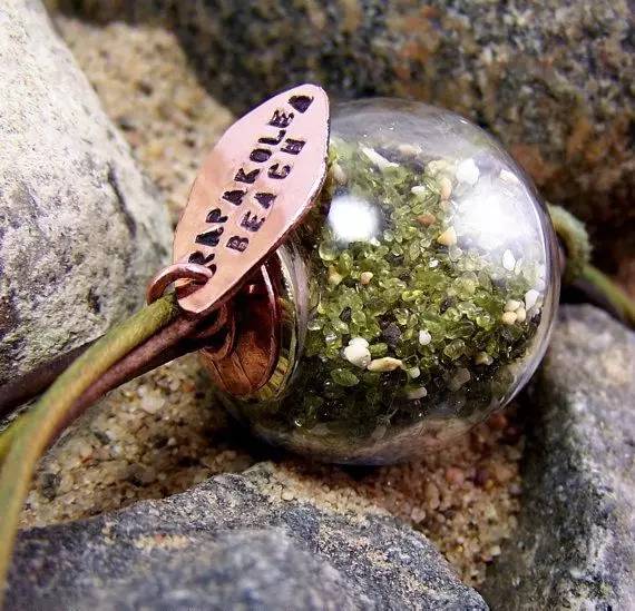 【转】在夏威夷 有一片传说中是抹茶味的沙滩