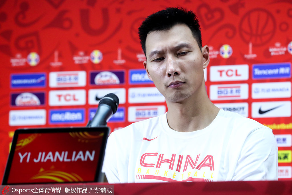 阿联赛后否认将退出国家队 FIBA英文采访被误传