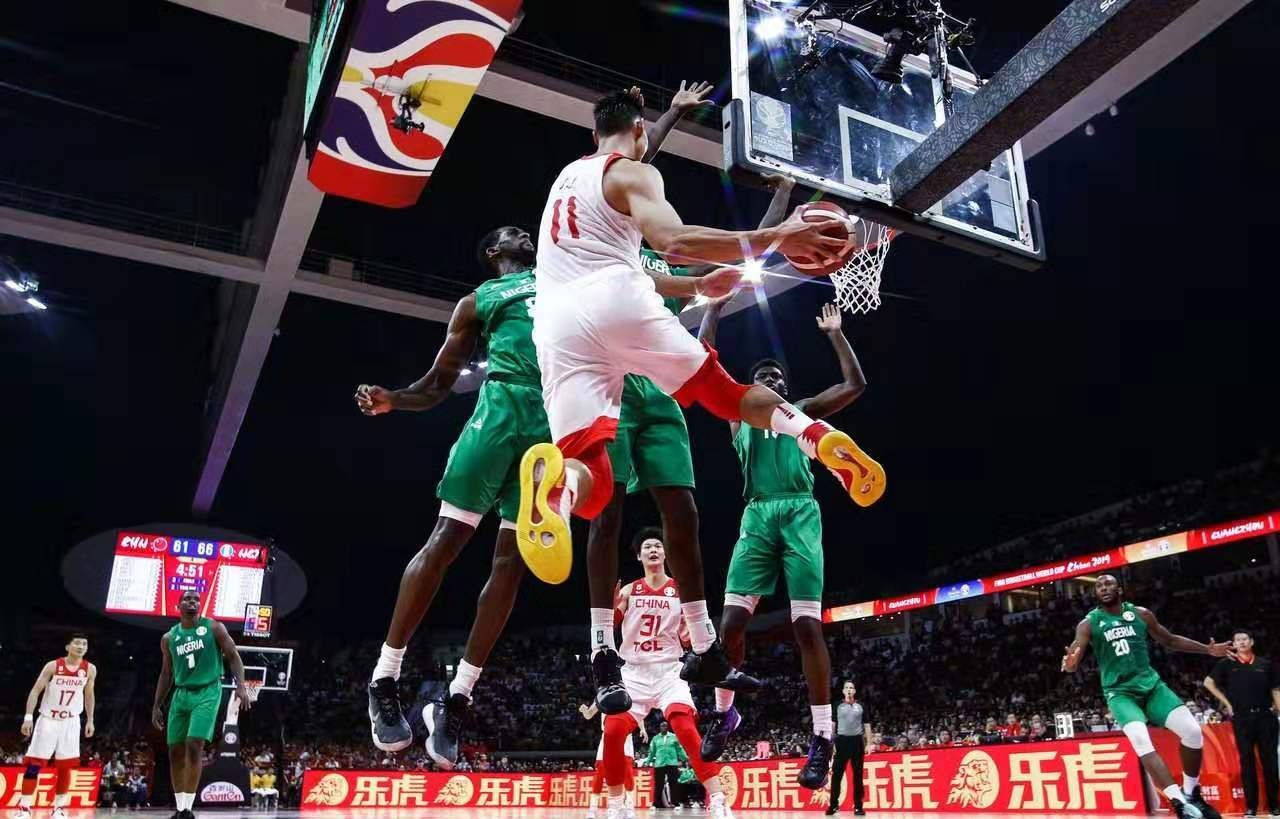 易建联创5项中国男篮队内第一,没有他,中国男篮还有什么底气!