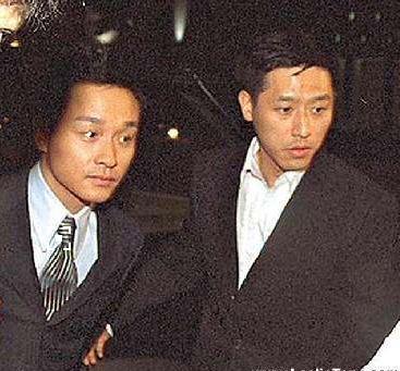 尹正陈晓反串虞姬致敬张国荣:一个丑哭一个美死!
